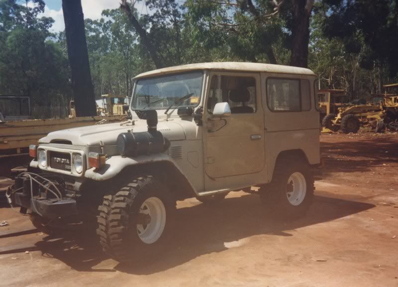  it had a ARB airlocker PTO winch and some Cobra bucket seats.