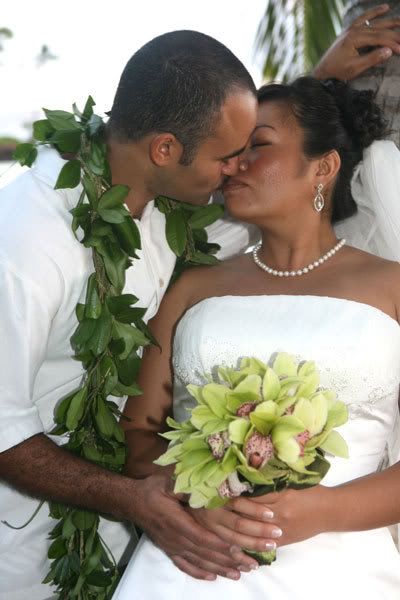 IMAGE: http://i97.photobucket.com/albums/l223/jotano/Marissa--David82.jpg