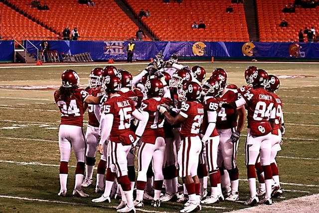 IMAGE: http://i97.photobucket.com/albums/l226/zelseman/73d148f1.jpg