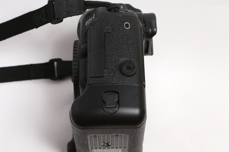 IMAGE: http://i97.photobucket.com/albums/l229/alexxn/20150814-IMG_5105_zpswq5so2by.jpg