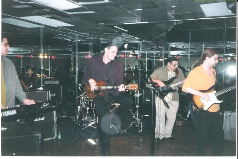 oldgigphoto2.jpg