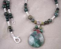 Bloodstone with Pendant Necklace Bloodstone with Pendant Necklace