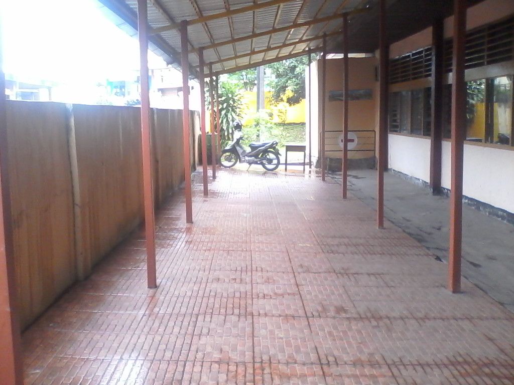 Parkir motor rapi