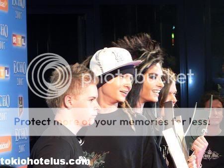 http://i97.photobucket.com/albums/l211/bula210/tokiohotelsvezhak/154echo2007mf2.jpg