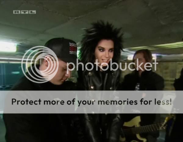 http://i97.photobucket.com/albums/l211/bula210/tokiohotelsvezhak/4bcac1965295.jpg