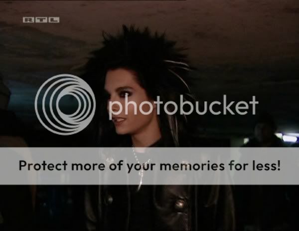 http://i97.photobucket.com/albums/l211/bula210/tokiohotelsvezhak/72cf912f7e8d.jpg