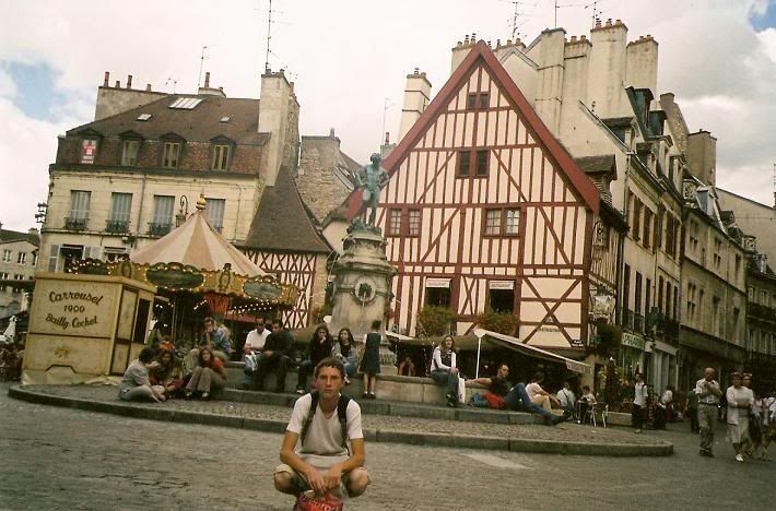 https://i97.photobucket.com/albums/l217/Niekas_Niekur/Skenuoti%20daiktai%20is%20keliones/scan002weyu.jpg