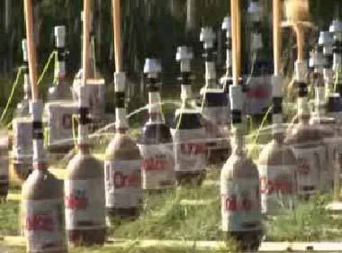 Efecto Domino con Coca Cola y Mentos Efecto Domino con Coca Cola y Mentos